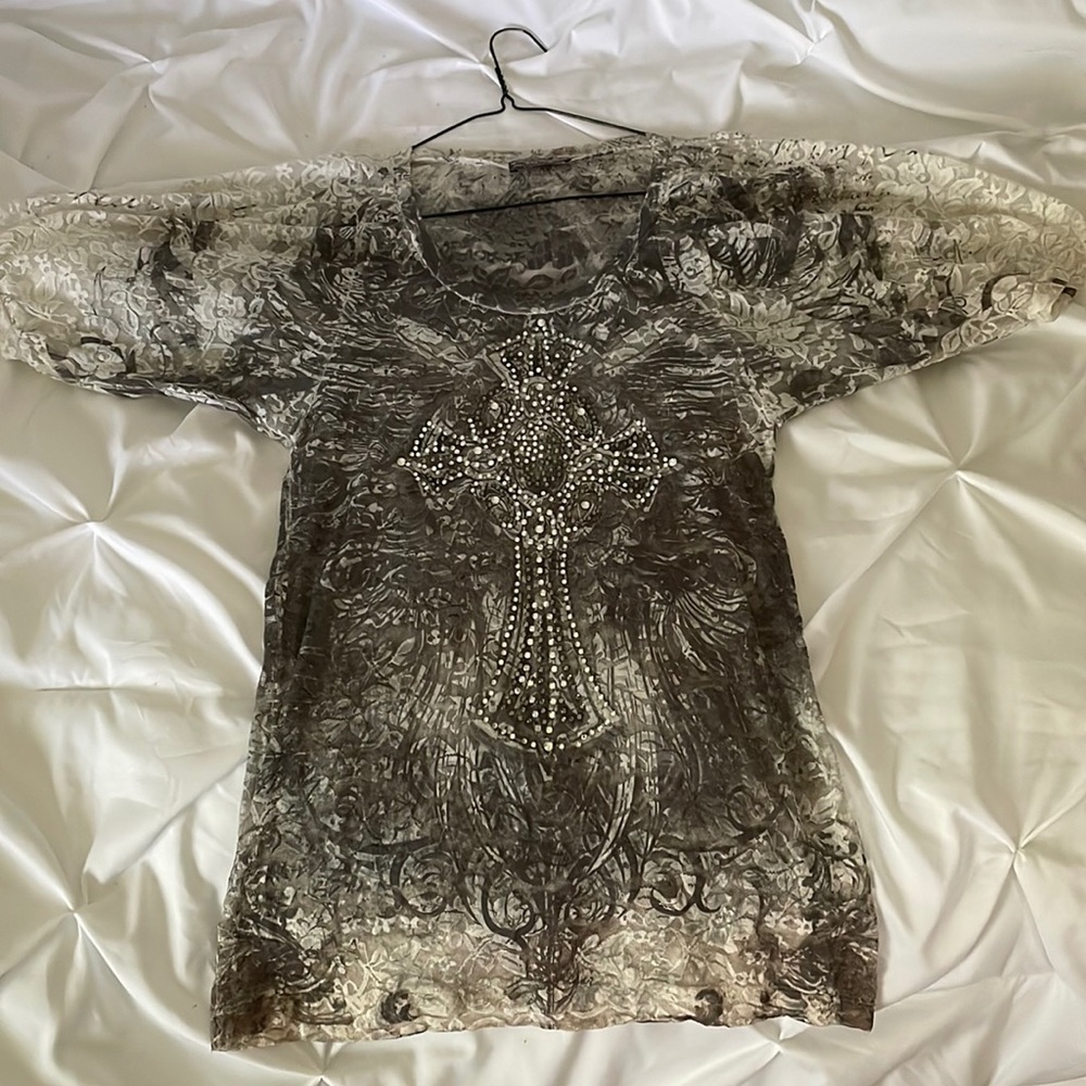 Lace boutique top
